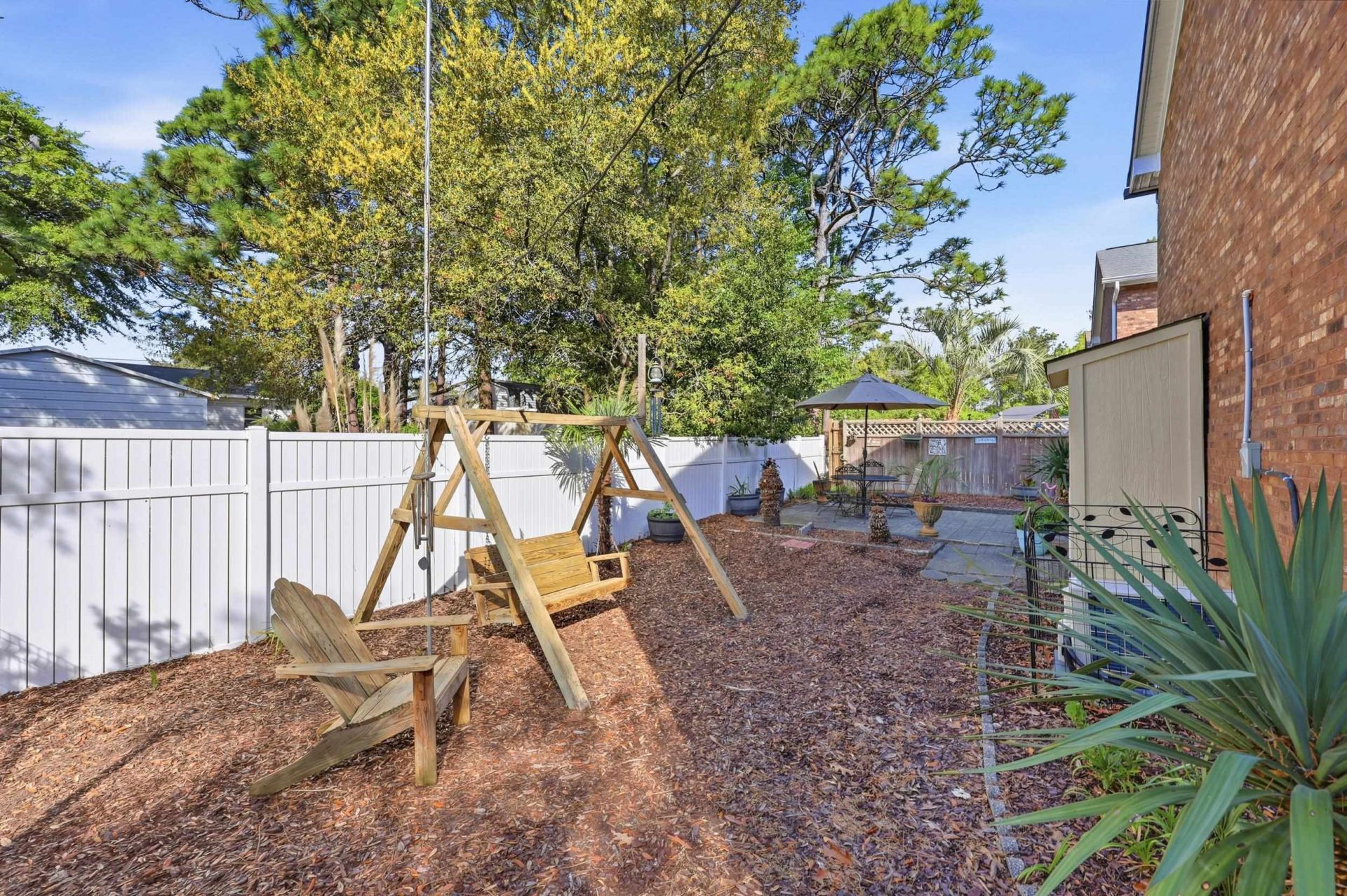 705 26th Ave. S  Photo 16