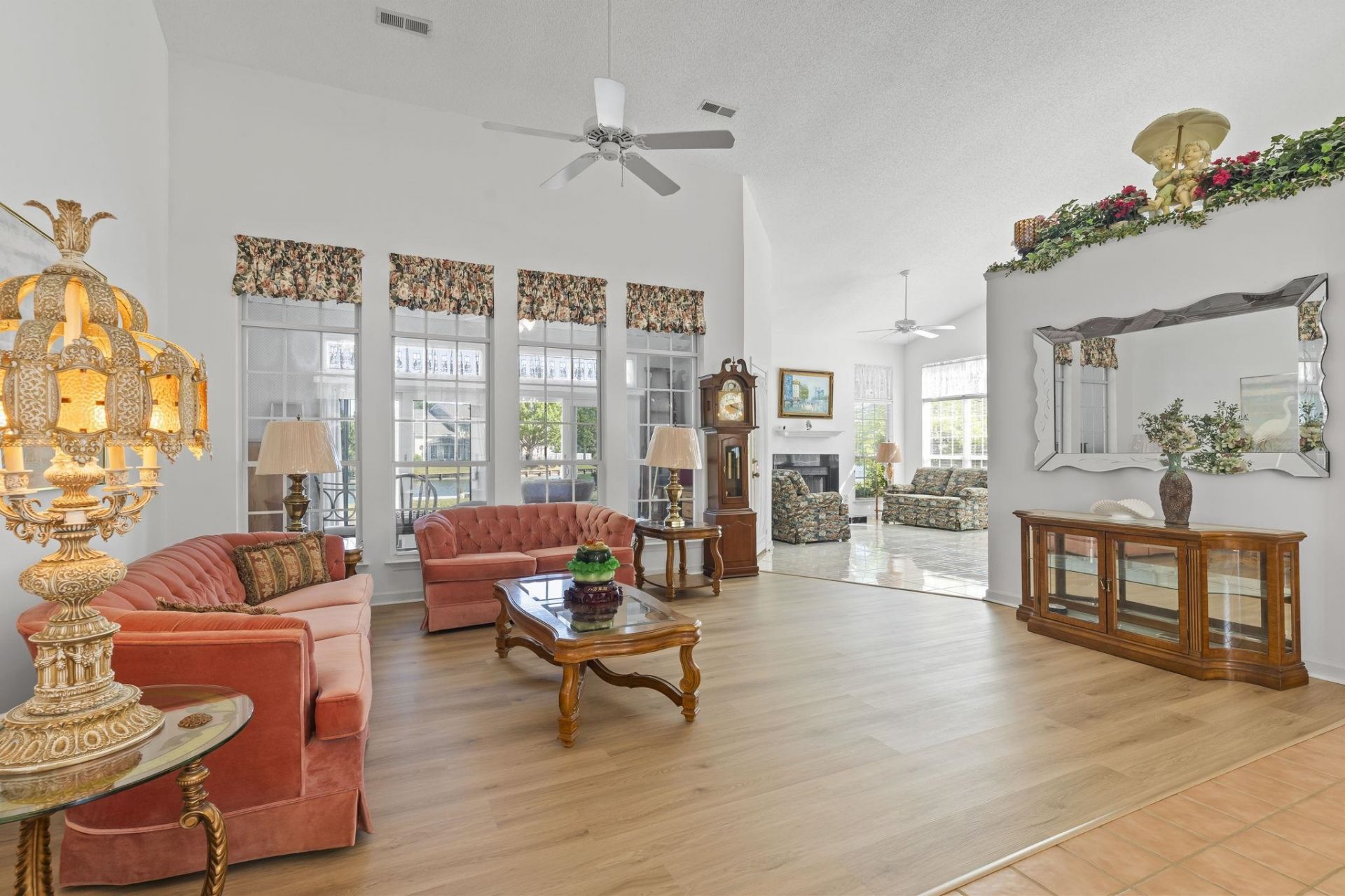 1582 Southwood Dr. Photo 11