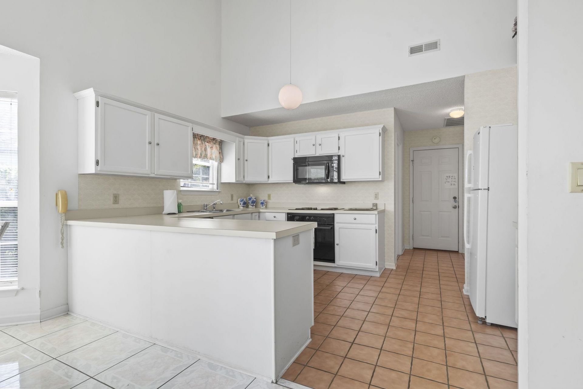 1582 Southwood Dr. Photo 19