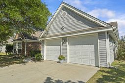 1582 Southwood Dr. photo 4