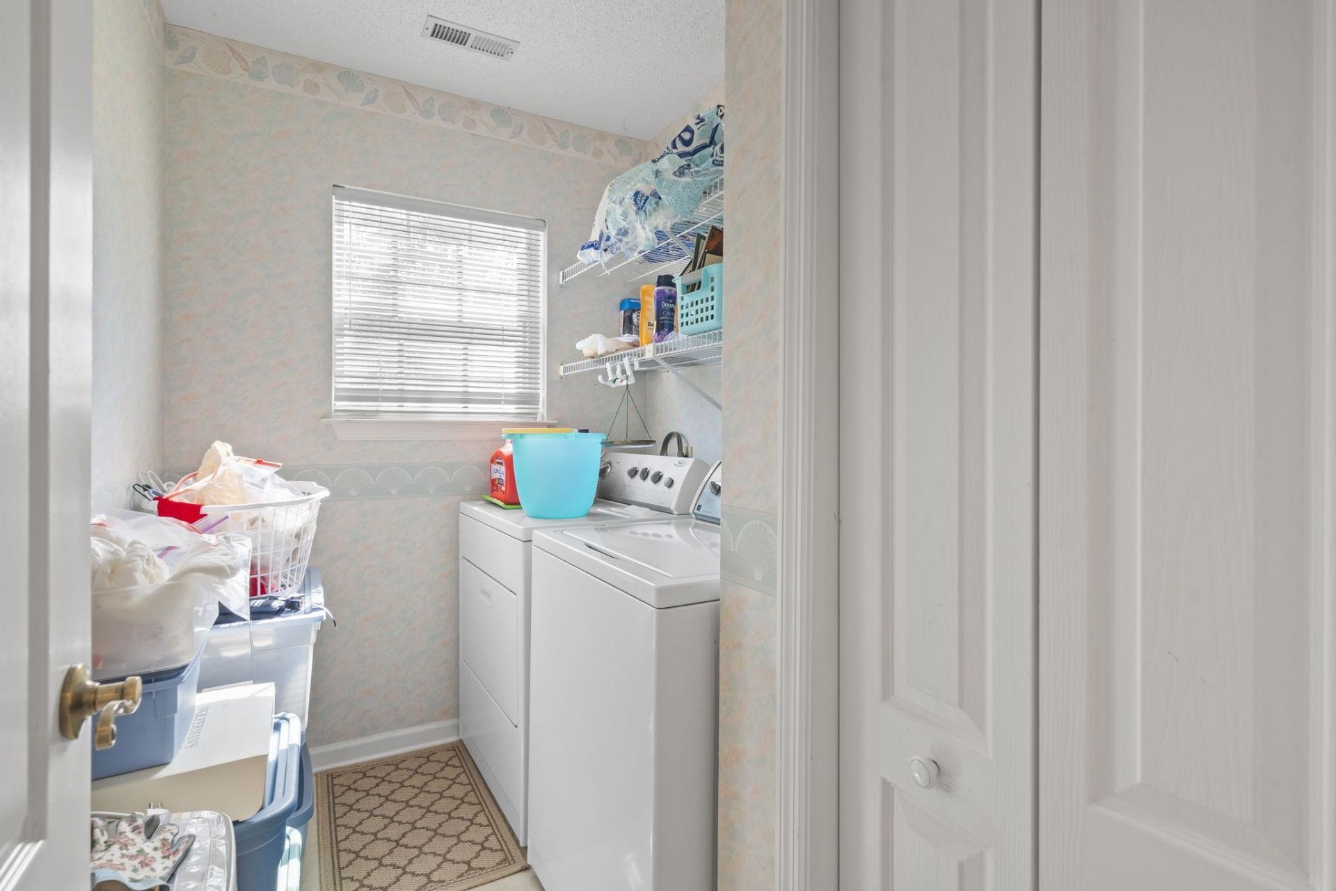 1582 Southwood Dr. Photo 24