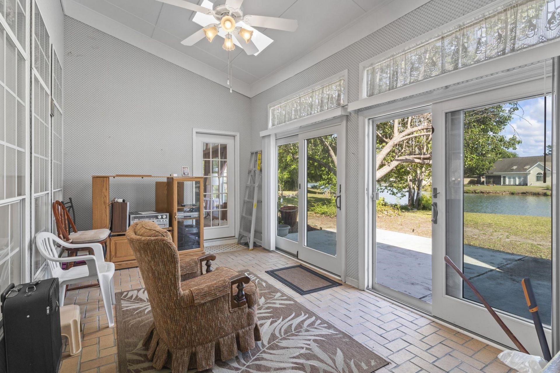 1582 Southwood Dr. Photo 31