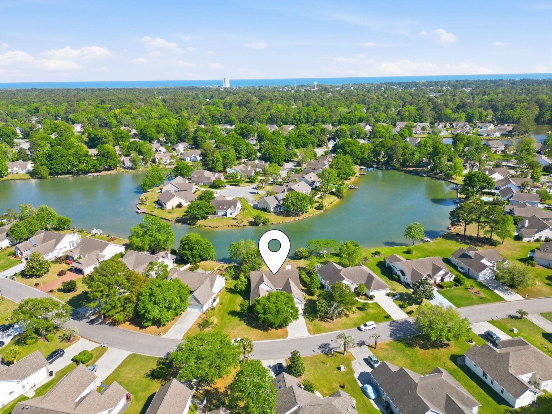 1582 Southwood Dr. Photo 4