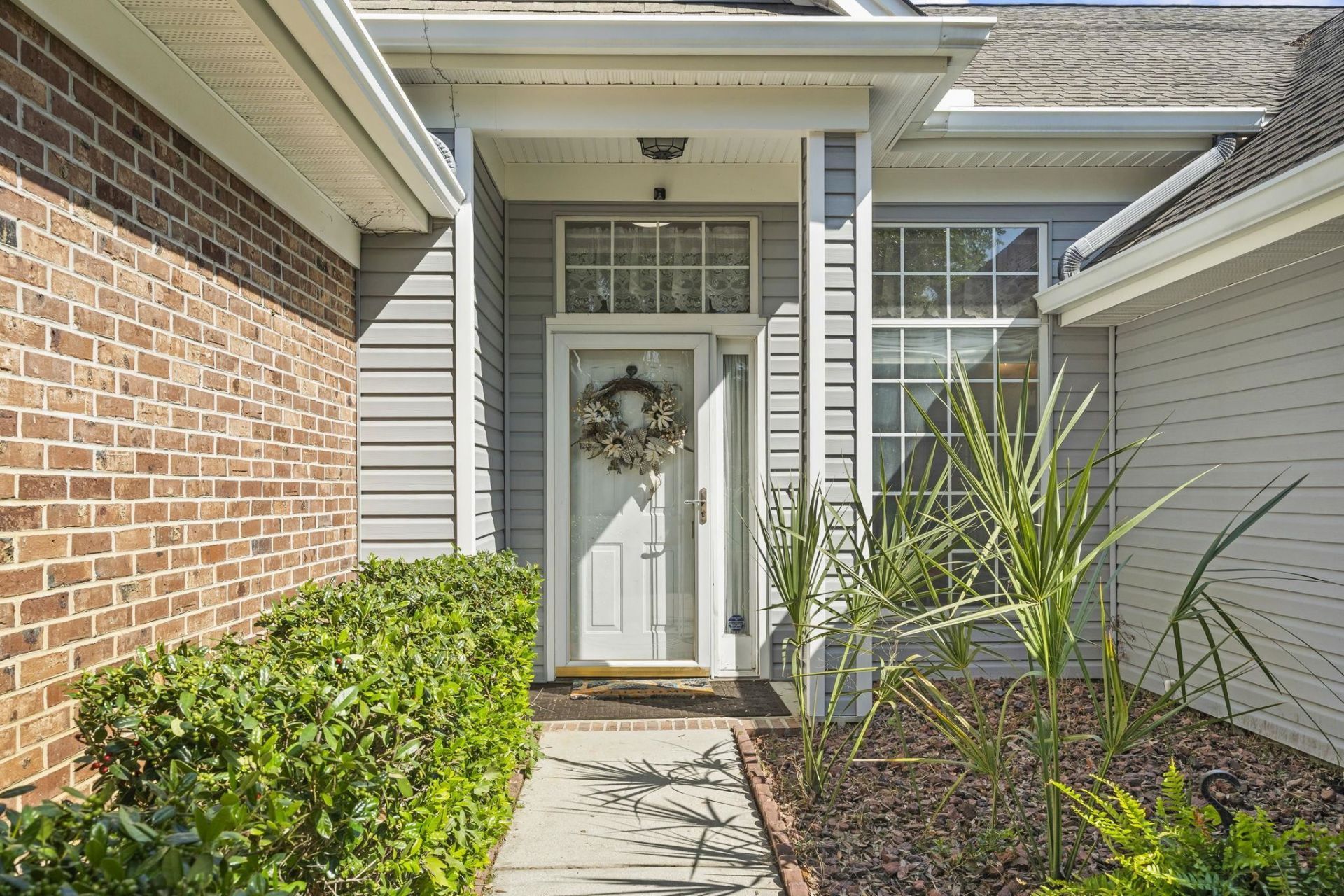 1582 Southwood Dr. Photo 8