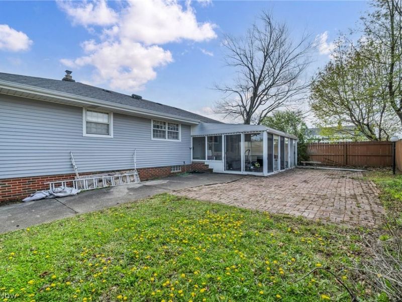 7504 Skylark Drive, Parma, OH 44130 Photo 21