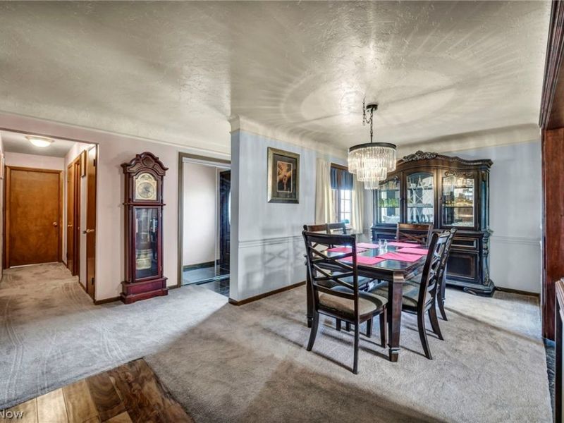 7504 Skylark Drive, Parma, OH 44130 Photo 6