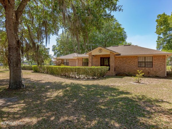 289 CHESSER Road, Hollister, FL 32147