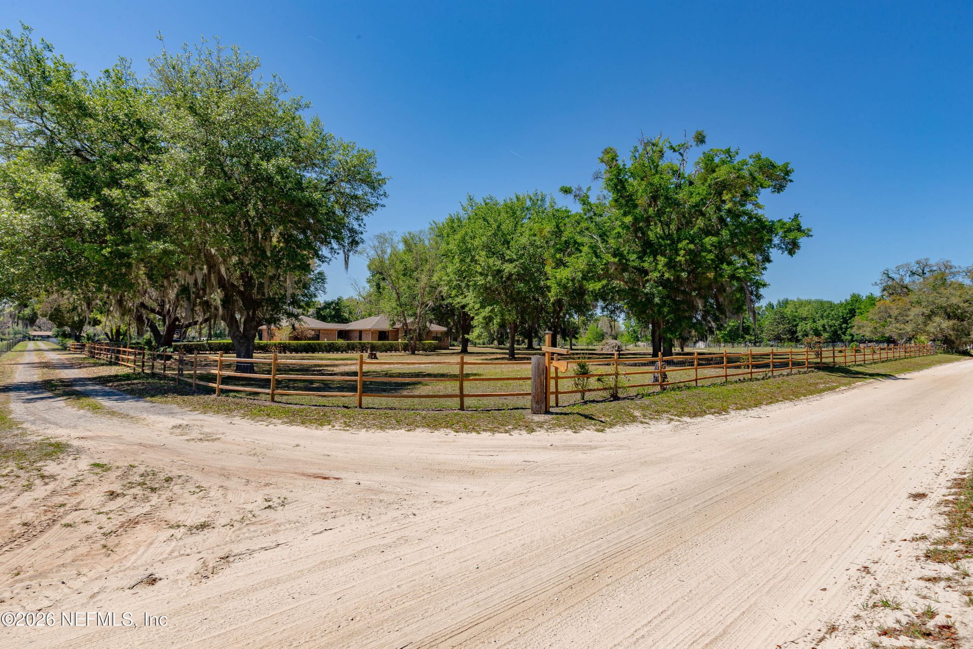 289 Chesser Road, Hollister, FL 32147 Photo