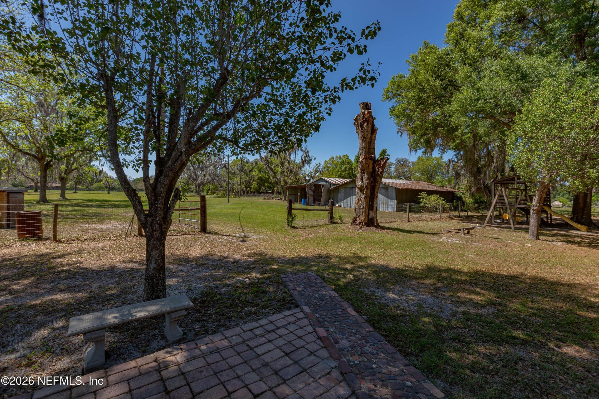 289 Chesser Road, Hollister, FL 32147 Photo
