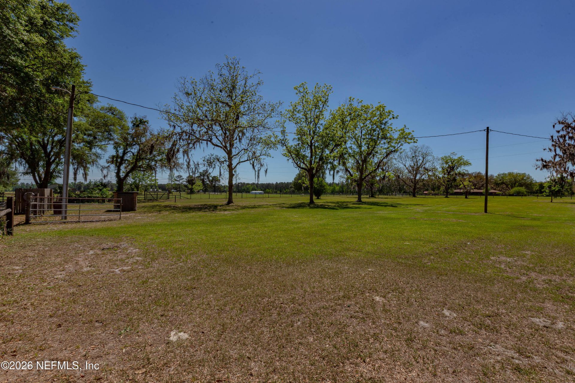 289 Chesser Road, Hollister, FL 32147 Photo