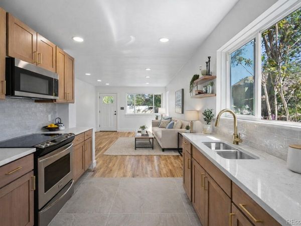 6658 W 46th Place , Wheat Ridge, CO 80033