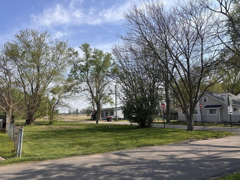 317 Highland Avenue , Buckeye Lake, OH 43008 Photo 2