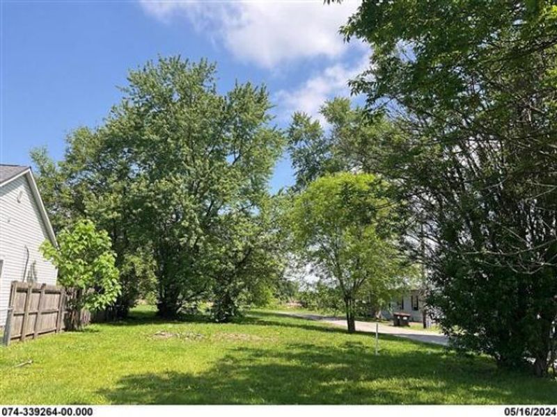 317 Highland Avenue , Buckeye Lake, OH 43008 Photo 3