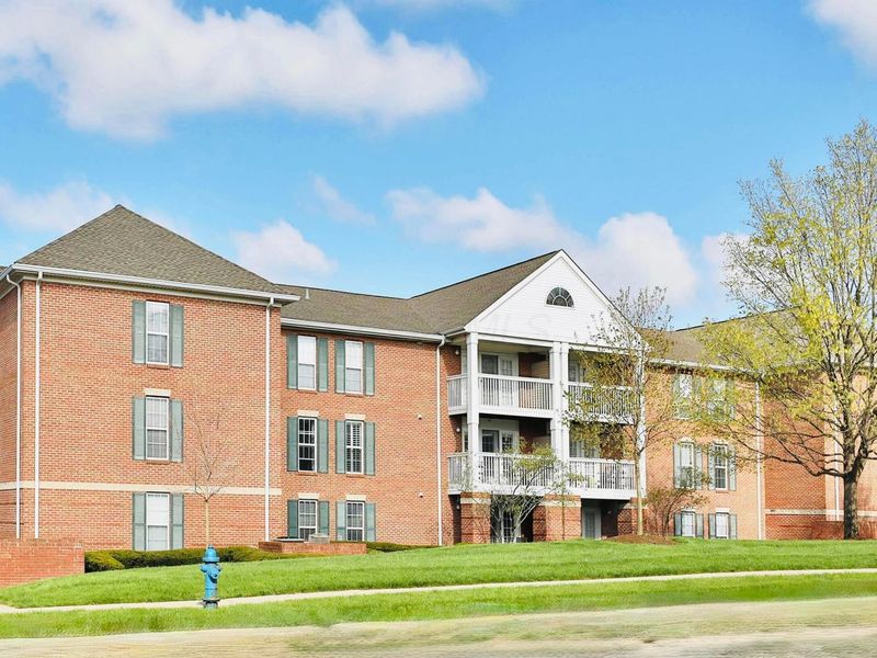 5935 N High Street, Unit 122, Worthington, OH 43085 Photo 1