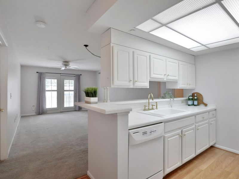 5935 N High Street , Unit 122, Worthington, OH 43085 Photo 13