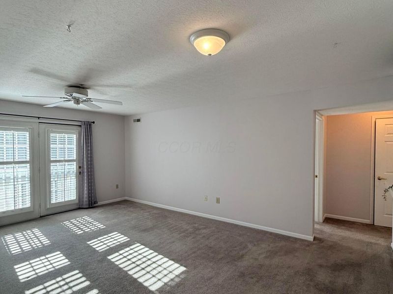5935 N High Street, Unit 122, Worthington, OH 43085 Photo 18