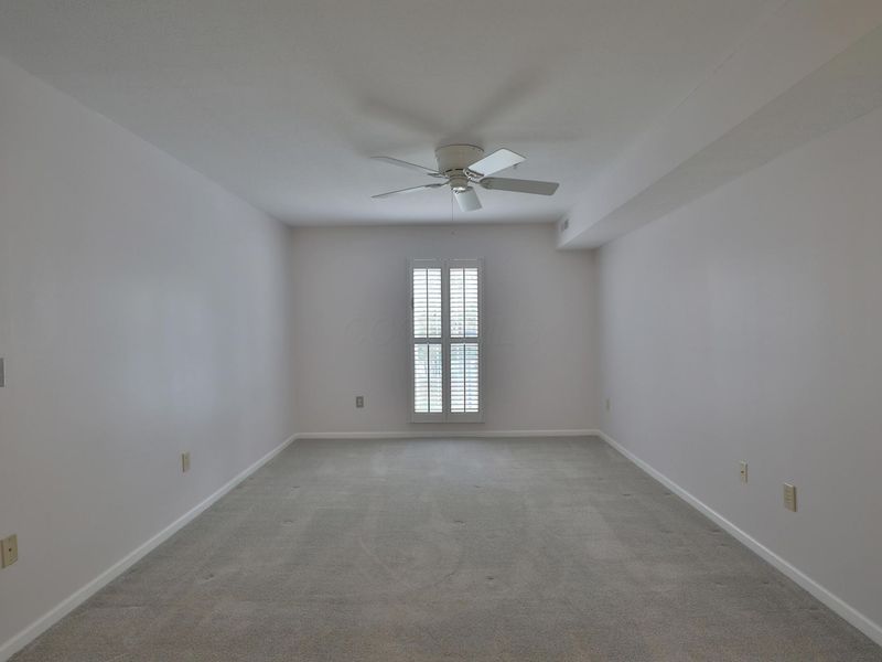 5935 N High Street, Unit 122, Worthington, OH 43085 Photo 22