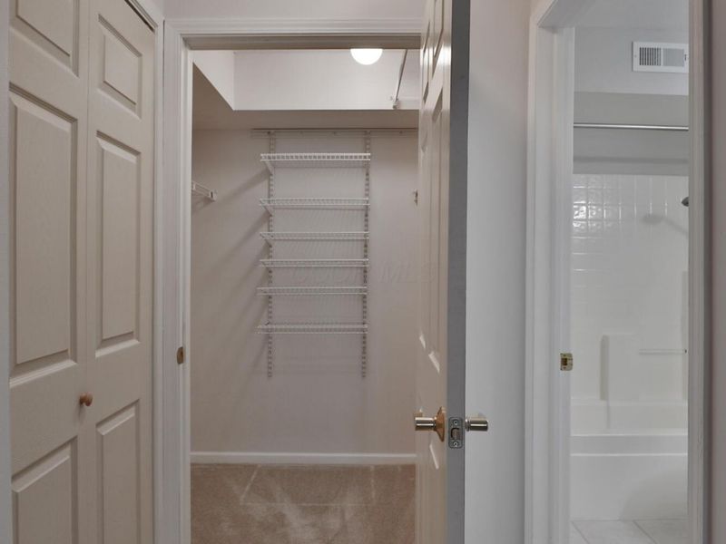 5935 N High Street , Unit 122, Worthington, OH 43085 Photo 25