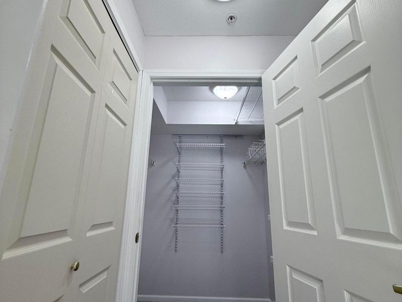 5935 N High Street, Unit 122, Worthington, OH 43085 Photo 27