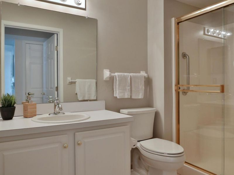 5935 N High Street , Unit 122, Worthington, OH 43085 Photo 32