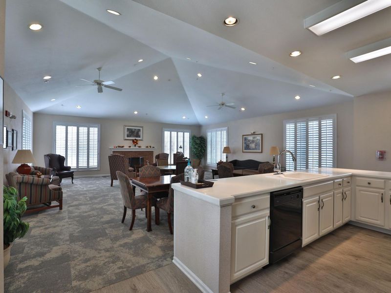 5935 N High Street , Unit 122, Worthington, OH 43085 Photo 38