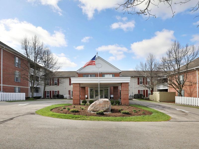 5935 N High Street , Unit 122, Worthington, OH 43085 Photo 5