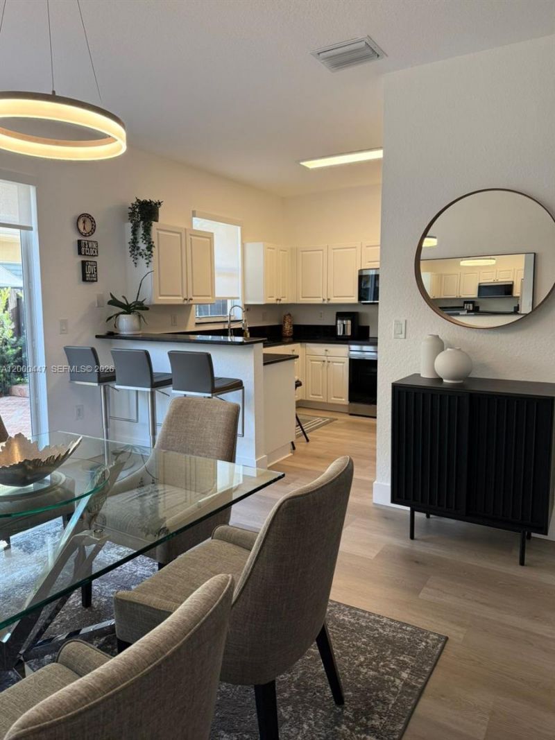 12751 SW 133rd St, Miami, FL 33186 Photo