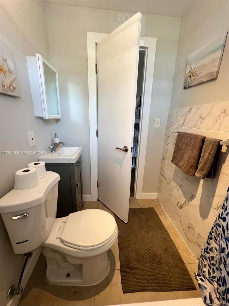 2932 NW 16th Ave, Unit 2, Miami, FL 33142 Photo