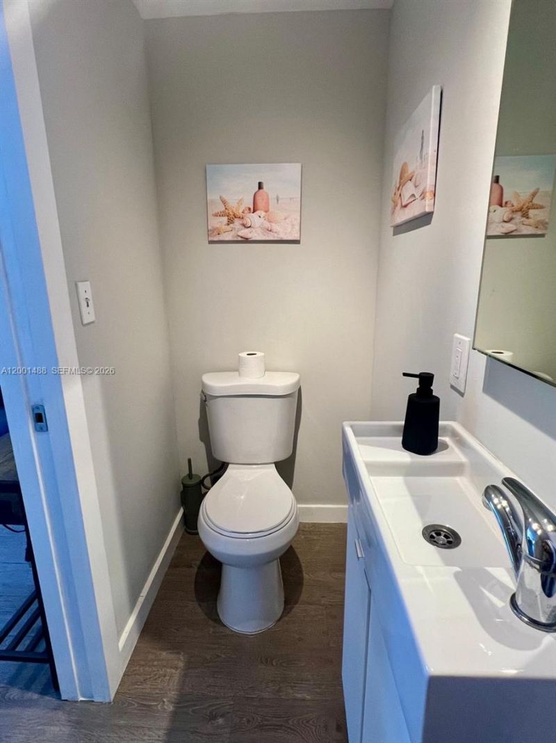 2932 NW 16th Ave, Unit 3, Miami, FL 33142 Photo