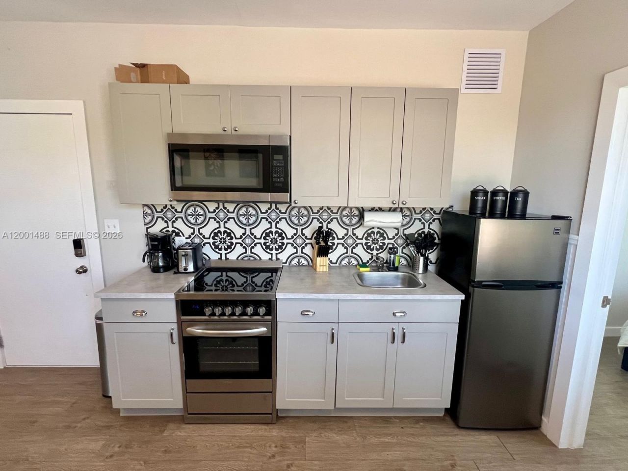 2932 NW 16th Ave, Unit 3, Miami, FL 33142 Photo