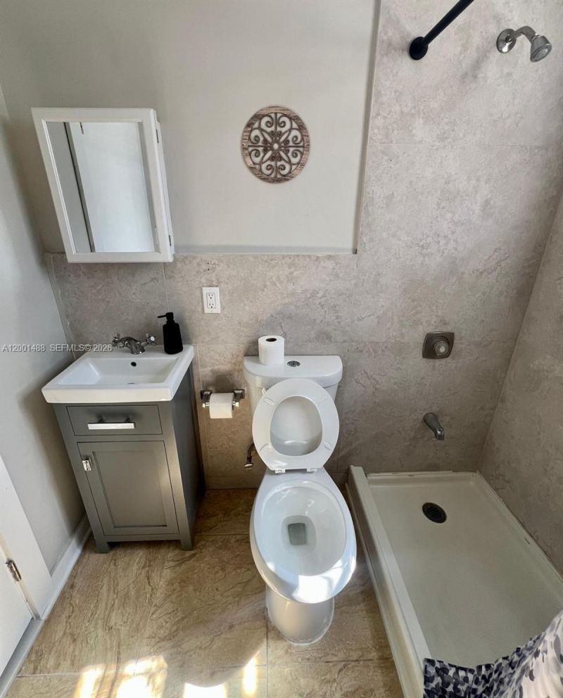 2932 NW 16th Ave, Unit 3, Miami, FL 33142 Photo