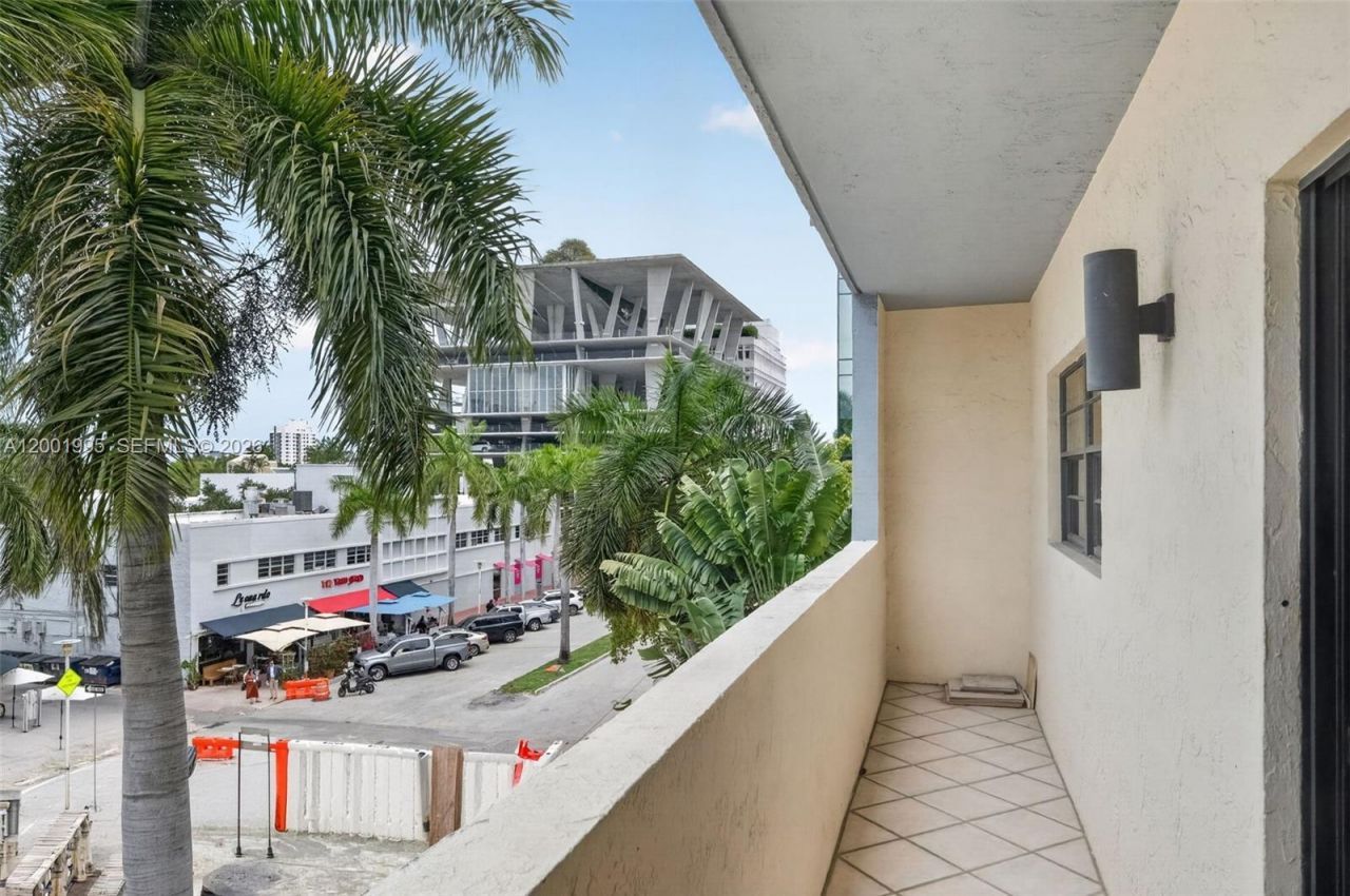 1250 Lincoln Rd, Unit 404, Miami Beach, FL 33139 Photo