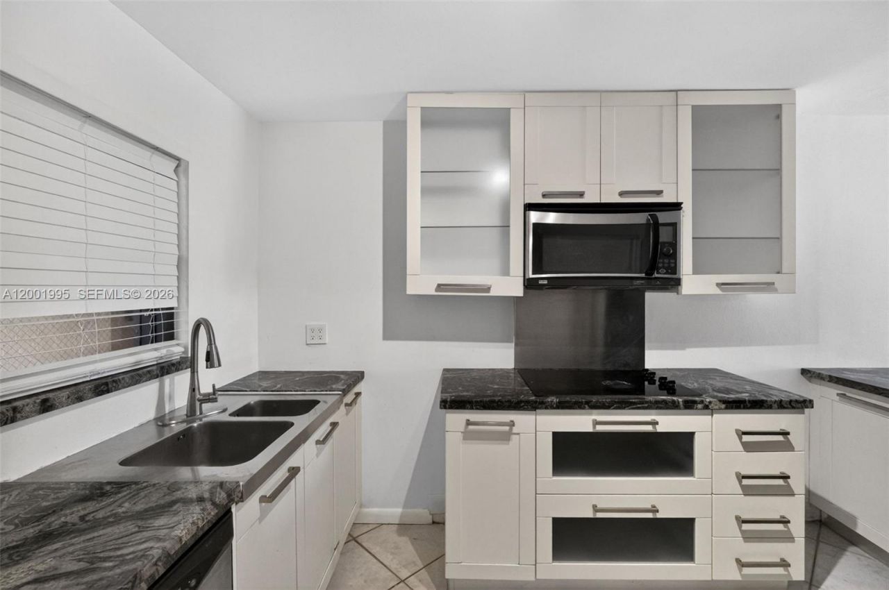 1250 Lincoln Rd, Unit 404, Miami Beach, FL 33139 Photo