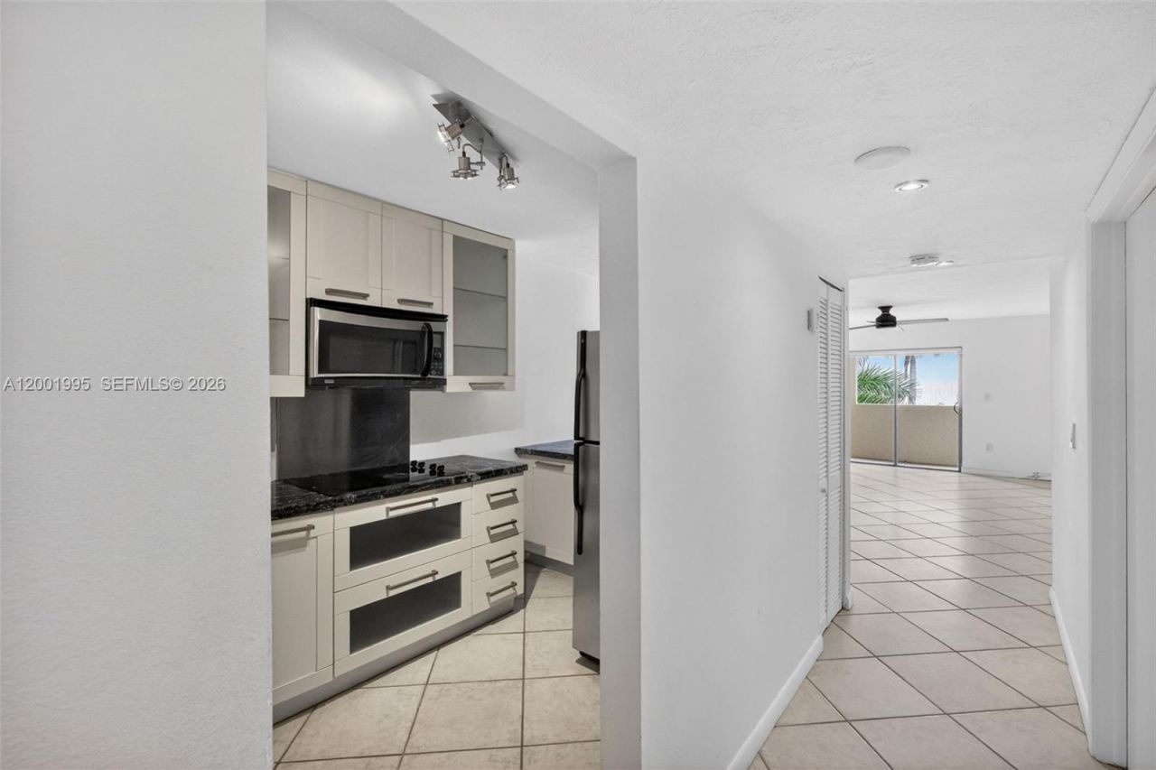 1250 Lincoln Rd, Unit 404, Miami Beach, FL 33139 Photo