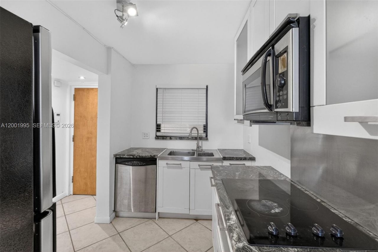 1250 Lincoln Rd, Unit 404, Miami Beach, FL 33139 Photo