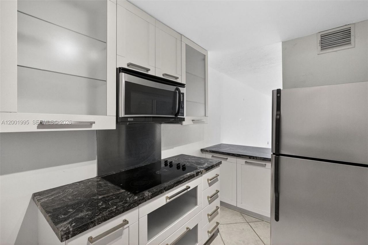 1250 Lincoln Rd, Unit 404, Miami Beach, FL 33139 Photo