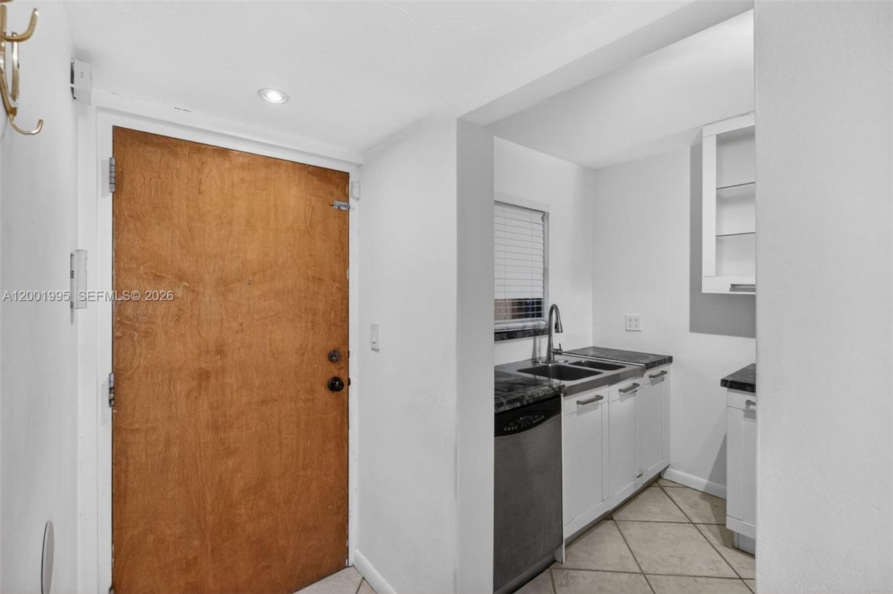 1250 Lincoln Rd, Unit 404, Miami Beach, FL 33139 Photo