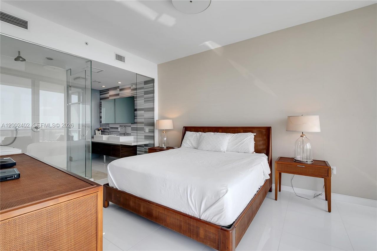 1100 Biscayne Blvd, Unit 3901, Miami, FL 33132 Photo