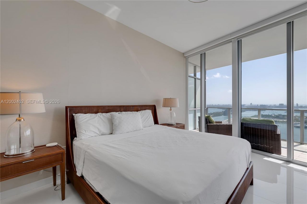 1100 Biscayne Blvd, Unit 3901, Miami, FL 33132 Photo