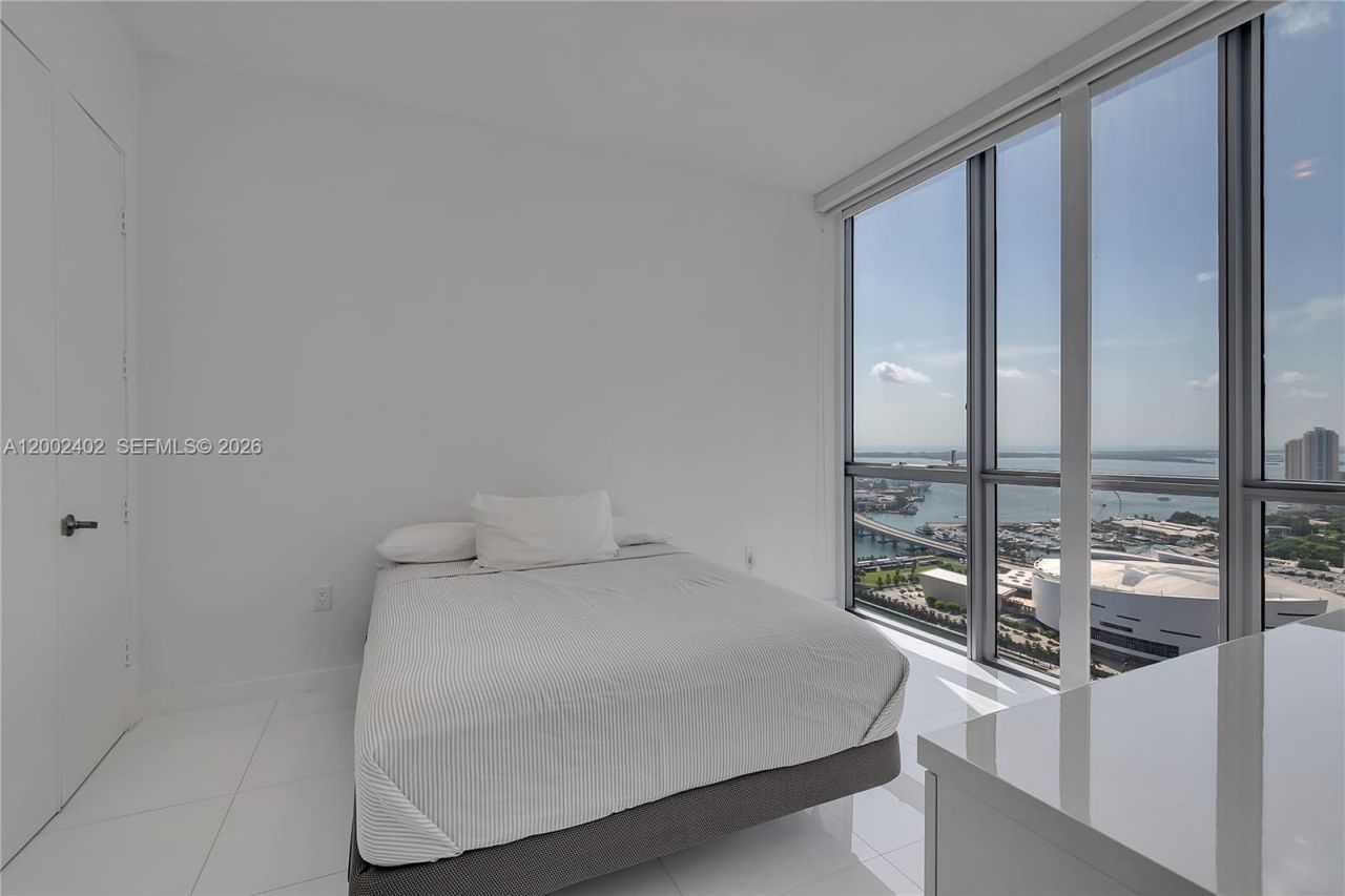 1100 Biscayne Blvd, Unit 3901, Miami, FL 33132 Photo