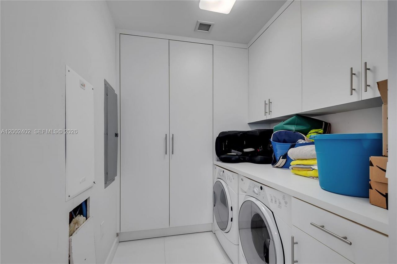 1100 Biscayne Blvd, Unit 3901, Miami, FL 33132 Photo