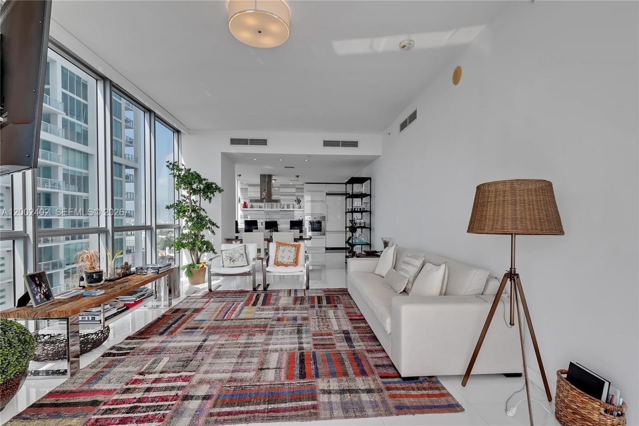 1100 Biscayne Blvd, Unit 3901, Miami, FL 33132 Photo