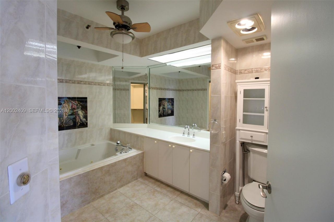 20185 E Country Club Dr, Unit 1105, Aventura, FL 33180 Photo