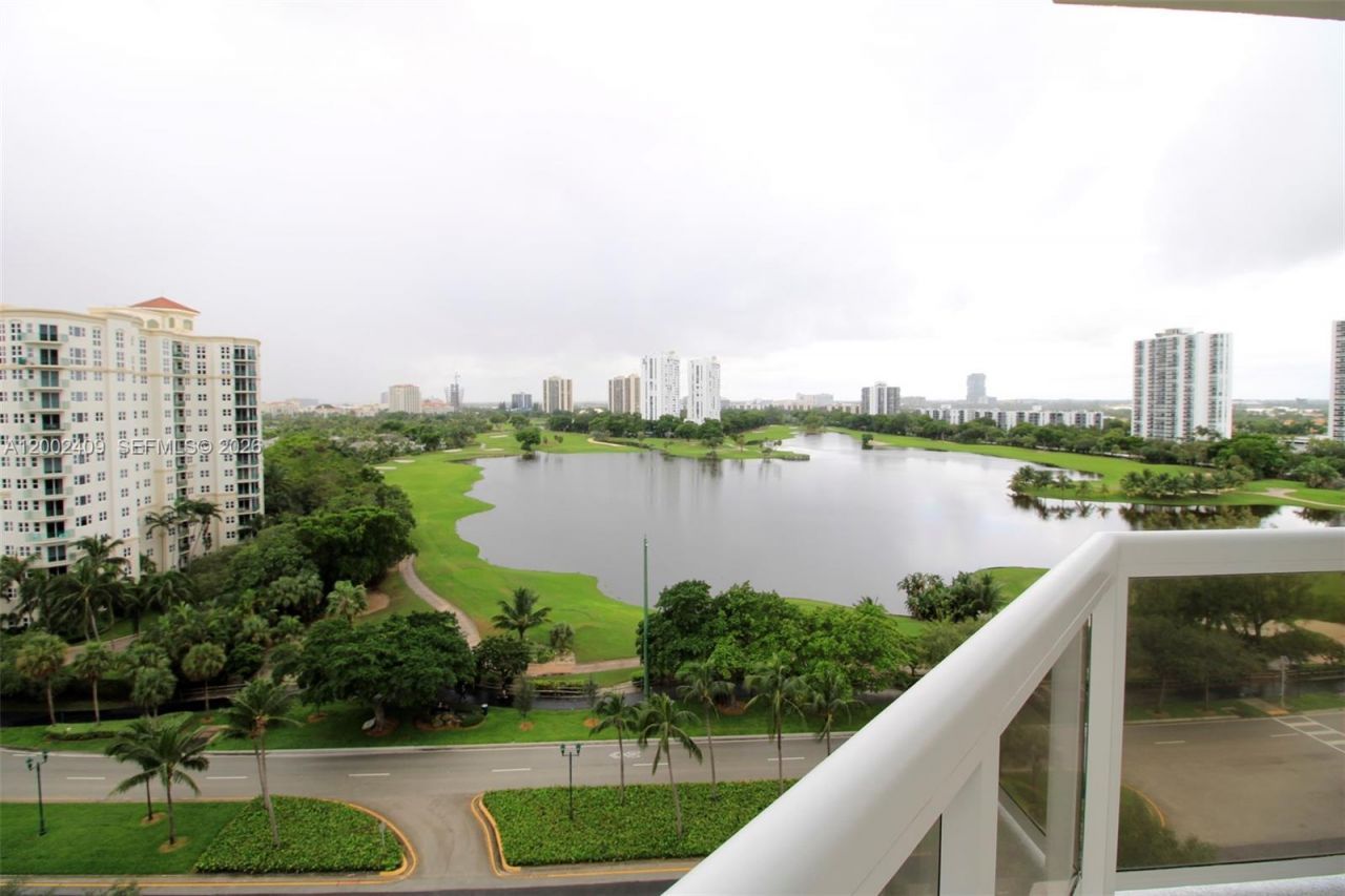20185 E Country Club Dr, Unit 1105, Aventura, FL 33180 Photo