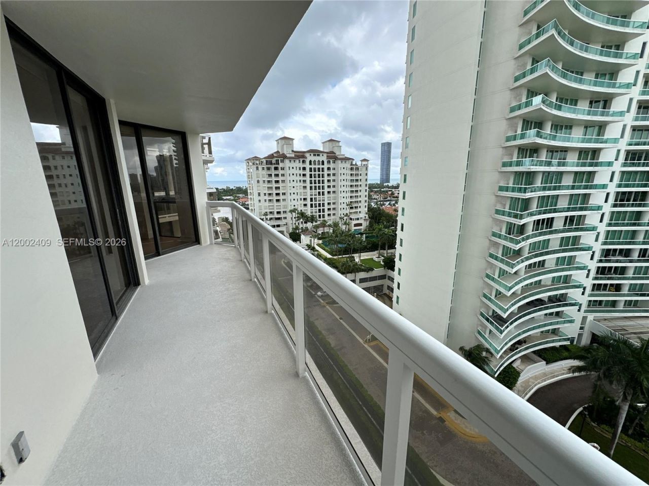 20185 E Country Club Dr, Unit 1105, Aventura, FL 33180 Photo