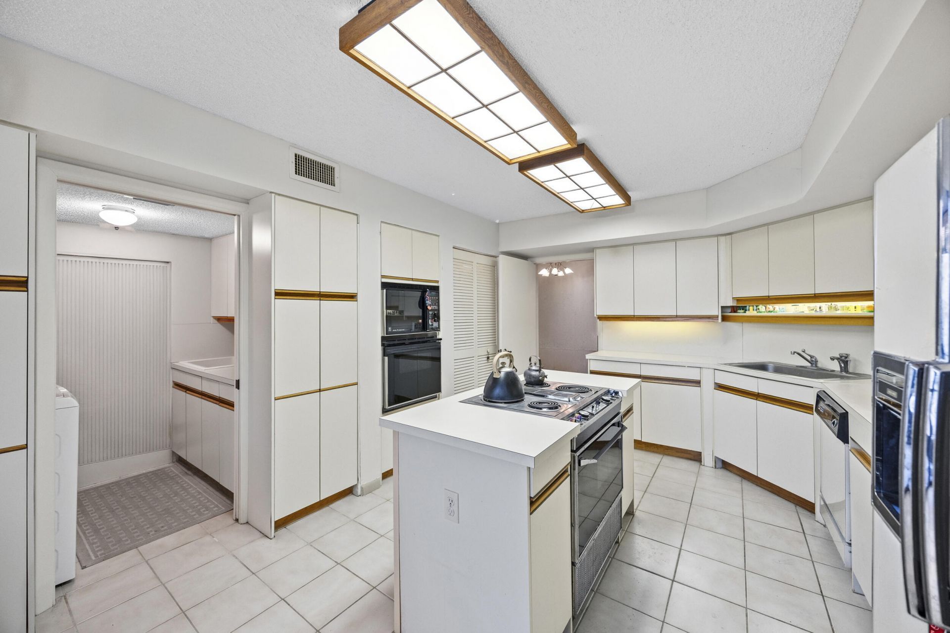 7209 Promenade Drive, Unit 101, Boca Raton, FL 33433 Photo