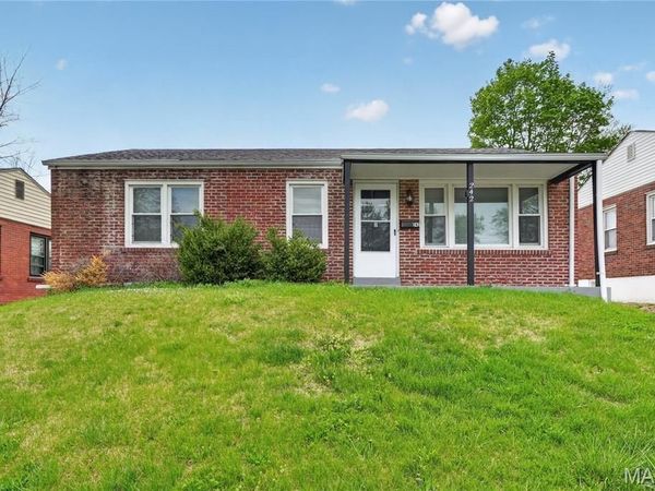 242 Emerling Drive , St Louis, MO 63121
