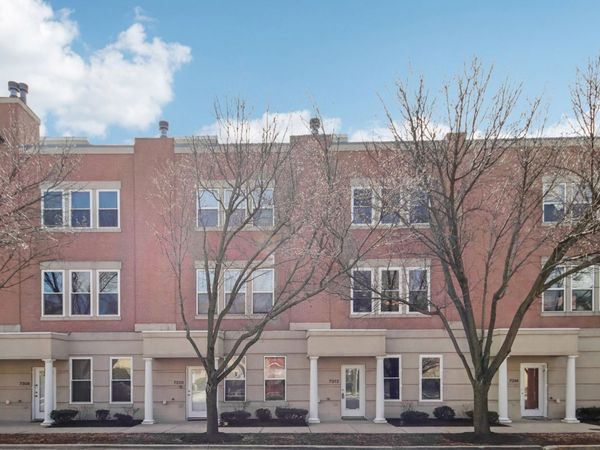 7312 Circle Avenue , Unit 2O, Forest Park, IL 60130