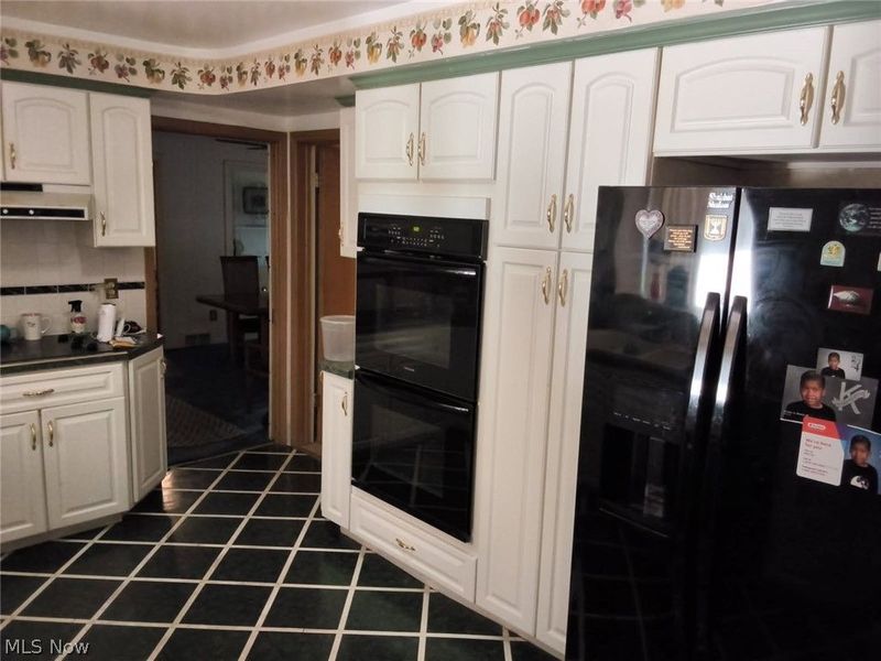 16026 Cleviden Road, East Cleveland, OH 44112 Photo 6