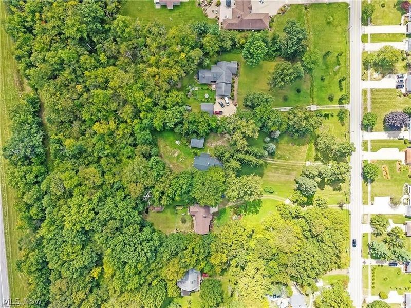 18229 Howe Road, Strongsville, OH 44136 Photo 8